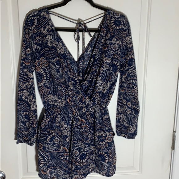One Clothing navy blue romper. Size S - Picture 5 of 5
